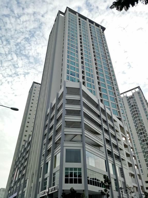 Strait Garden Suites X Ace Pro @ George Town Jelutong Exterior photo